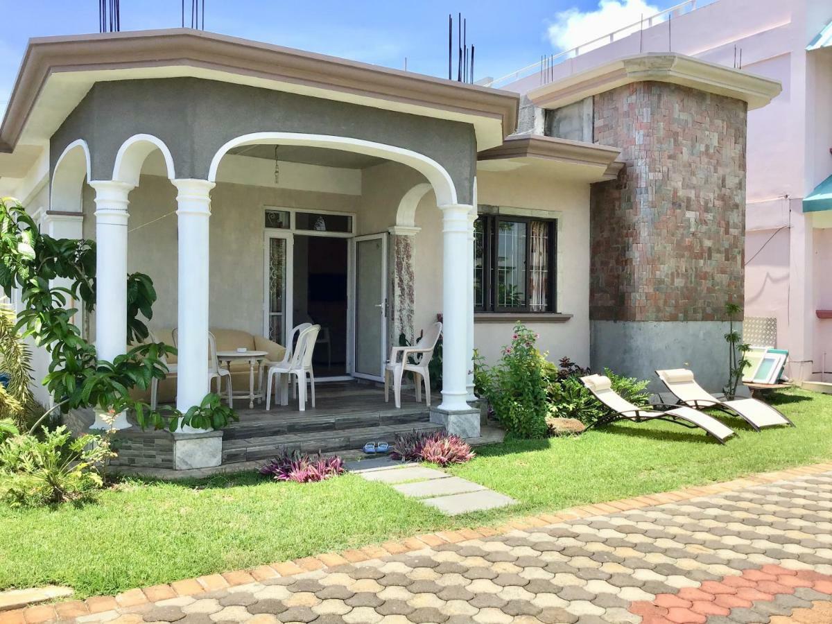 Cardamon Villa Flic-en-Flacq Exterior foto